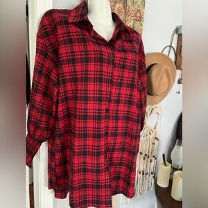 Unbranded plaid top with rouched cuffs MEDIUM